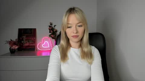 Cindy online show from 12.04.24