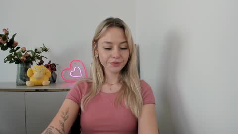 Cindy online show from 02.04.25