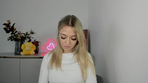 Cindy online show from 02.06.25