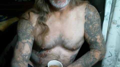 Snapshot of perkymalenipples chatting on 11.11.25 perkymalenipples online show from 11.11.25