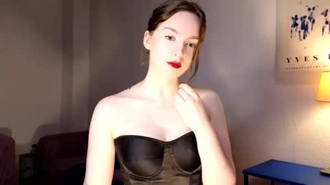 Snapshot of personal_devil chatting on 11.04.25 personal_devil online show from 11.04.25