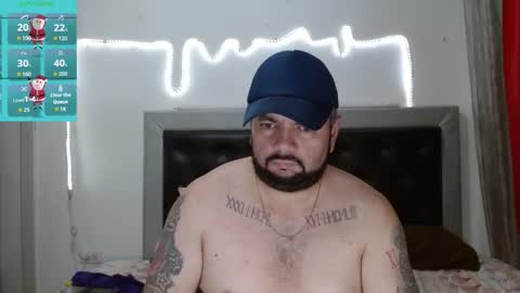 Snapshot of perverseveteranmanxxx chatting on 12.03.25 Carlos online show from 12.03.25