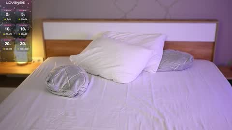 petalpage online show from 01.12.26