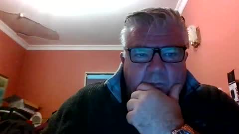 Snapshot of pete112991 chatting on 10.22.25 pete112991 online show from 10.22.25