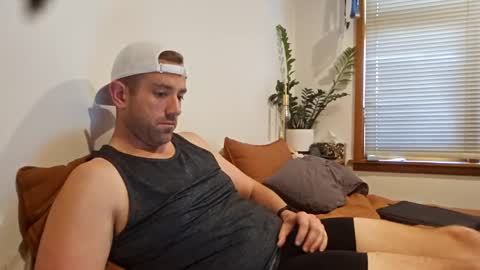 Snapshot of pete19871987 chatting on 02.04.25 Check out my new OnlyFans link online show from 02.04.25