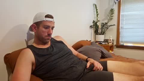 Snapshot of pete19871987 chatting on 02.14.25 Check out my new OnlyFans link online show from 02.14.25