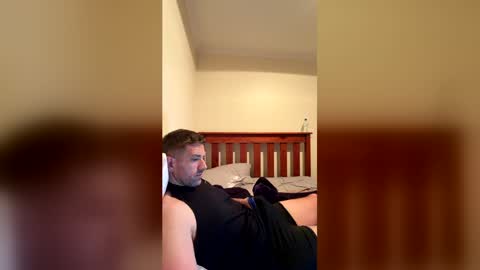 Snapshot of pete19871987 chatting on 06.06.26 Check out my new OnlyFans link online show from 06.06.26