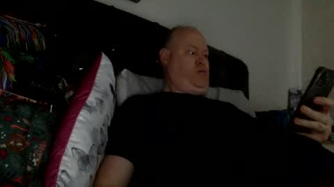 Snapshot of pete_crewe chatting on 02.10.25 pete_crewe online show from 02.10.25