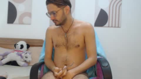 Snapshot of peter_x_annaud chatting on 11.09.25 FELIPE online show from 11.09.25