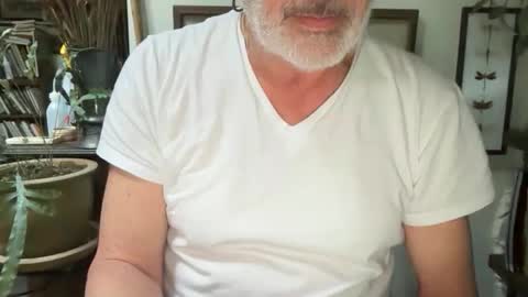 Snapshot of peterbartxxx chatting on 05.13.26 peterbartxxx online show from 05.13.26