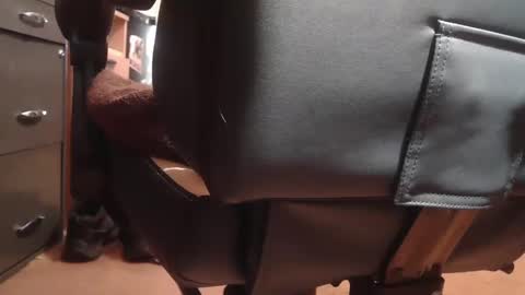 peterinohio57 online show from 11.04.25