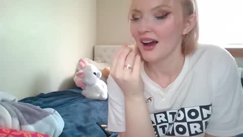 Little cupcake online show from 02.20.25