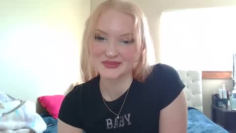 Little cupcake online show from 02.21.25