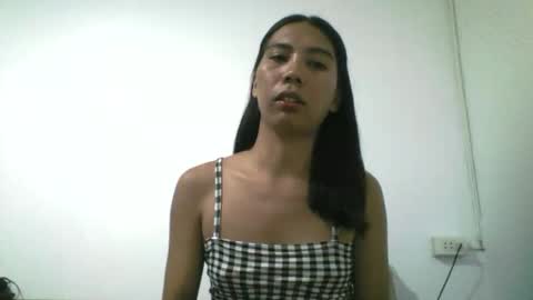 Snapshot of petite_dicklover chatting on 06.06.26 Yuriee online show from 06.06.26