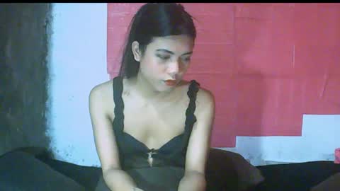 Snapshot of petite_jzee chatting on 12.09.24 jzee online show from 12.09.24