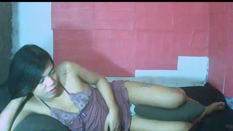 Snapshot of petite_jzee chatting on 12.16.24 jzee online show from 12.16.24