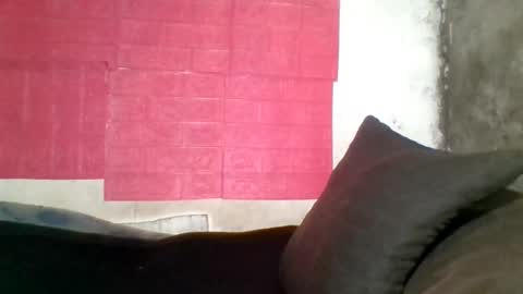 Snapshot of petite_jzee chatting on 09.18.25 jzee online show from 09.18.25