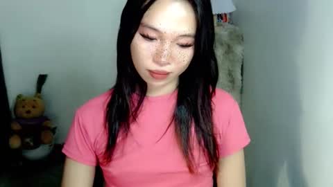 Snapshot of petite_mary69 chatting on 03.27.26 petite_mary69 online show from 03.27.26