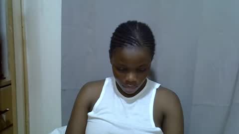 petite_melan online show from 09.18.25