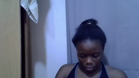 petite_melan online show from 09.21.25