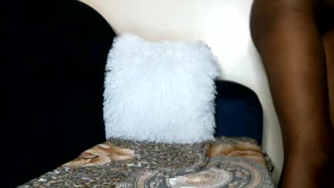 Snapshot of petite_shan chatting on 11.02.25 petite_shan online show from 11.02.25