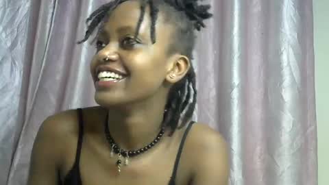 petite_star2 online show from 12.02.25