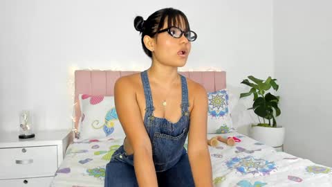 Danna  online show from 01.11.25