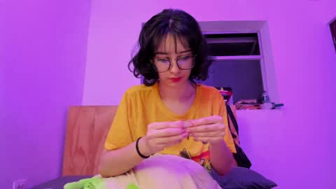 Lunna online show from 12.19.24