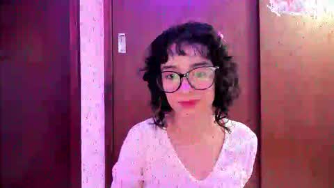 Lunna online show from 09.26.25