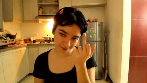 Snapshot of petitee_lunna chatting on 07.02.26 Lunna online show from 07.02.26