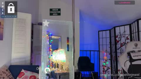 Jules online show from 09.19.25