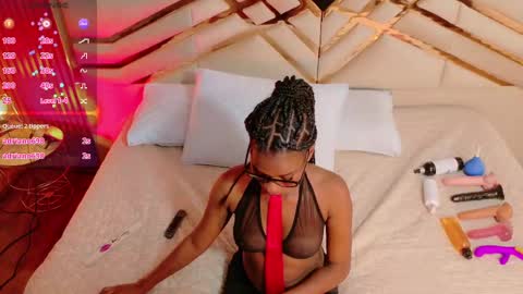 Snapshot of petitelittleebony chatting on 09.26.25 little sharon online show from 09.26.25