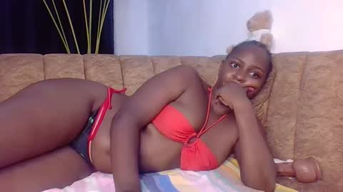 Snapshot of petiterissa chatting on 02.18.25 RISSA online show from 02.18.25