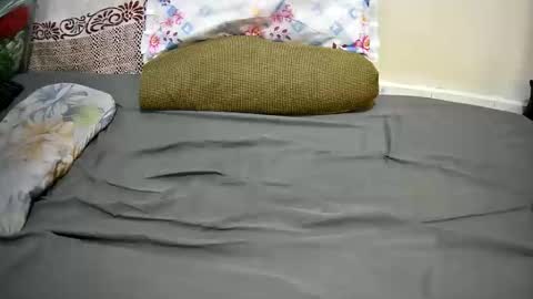 petitetasha online show from 12.01.25