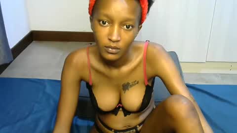 petitpearl online show from 03.05.25