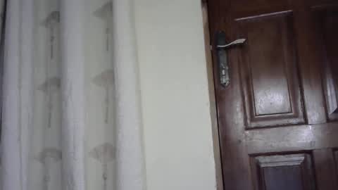 petitte_gyaal online show from 01.09.26