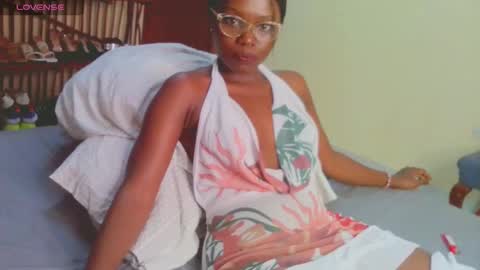 pettitemellany online show from 01.20.25