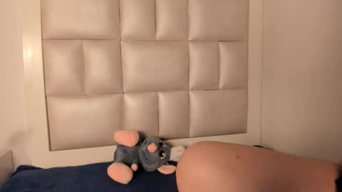 Snapshot of peyton_wat20 chatting on 11.07.25 peyton_wat20 online show from 11.07.25