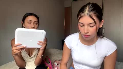 Peyton   online show from 07.10.26