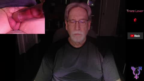 Snapshot of pghk2000 chatting on 05.17.26 George online show from 05.17.26