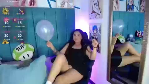 Snapshot of phamela_holter chatting on 10.17.25 Phamela Holter online show from 10.17.25