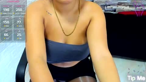 Snapshot of phattycole chatting on 06.01.26 Hi there love Im Phatty jeje lets have some fun together online show from 06.01.26