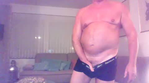 Phil online show from 10.22.25