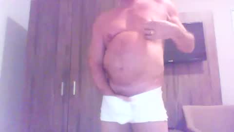 Snapshot of phil279 chatting on 11.12.25 Phil online show from 11.12.25