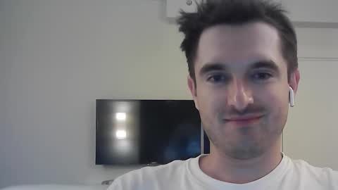 Snapshot of philborison chatting on 10.07.25 PhilipBorison online show from 10.07.25