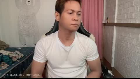 Snapshot of philcummx chatting on 07.06.26 PHIL online show from 07.06.26
