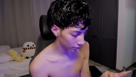 Snapshot of philipe_moonlight_ chatting on 05.16.26 Phil. INDEPENDENT MODEL online show from 05.16.26