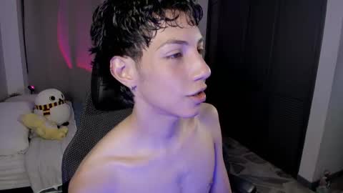 Snapshot of philipe_moonlight_ chatting on 06.02.26 Phil. INDEPENDENT MODEL online show from 06.02.26