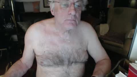 Snapshot of philoumis2 chatting on 01.07.25 Philippe online show from 01.07.25