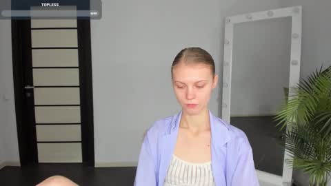 Phoebe online show from 01.13.25